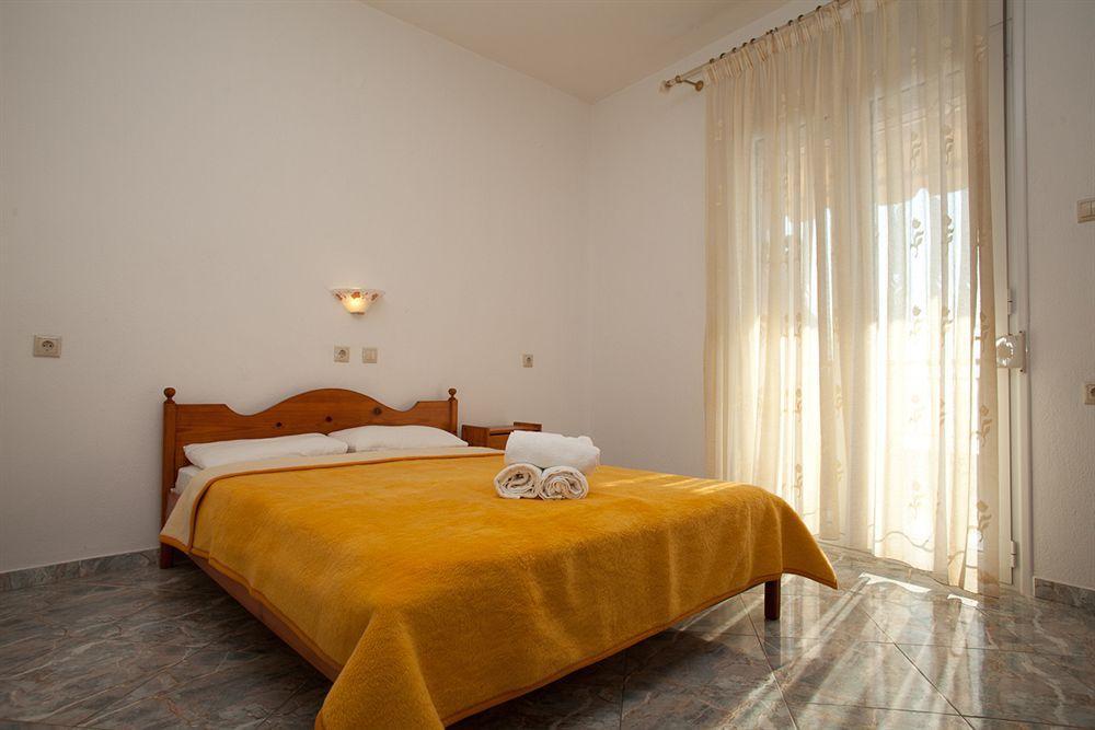 Toroni Blue Sea Hotel Экстерьер фото