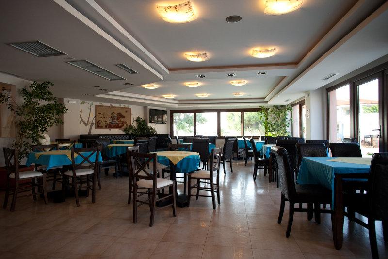 Toroni Blue Sea Hotel Экстерьер фото