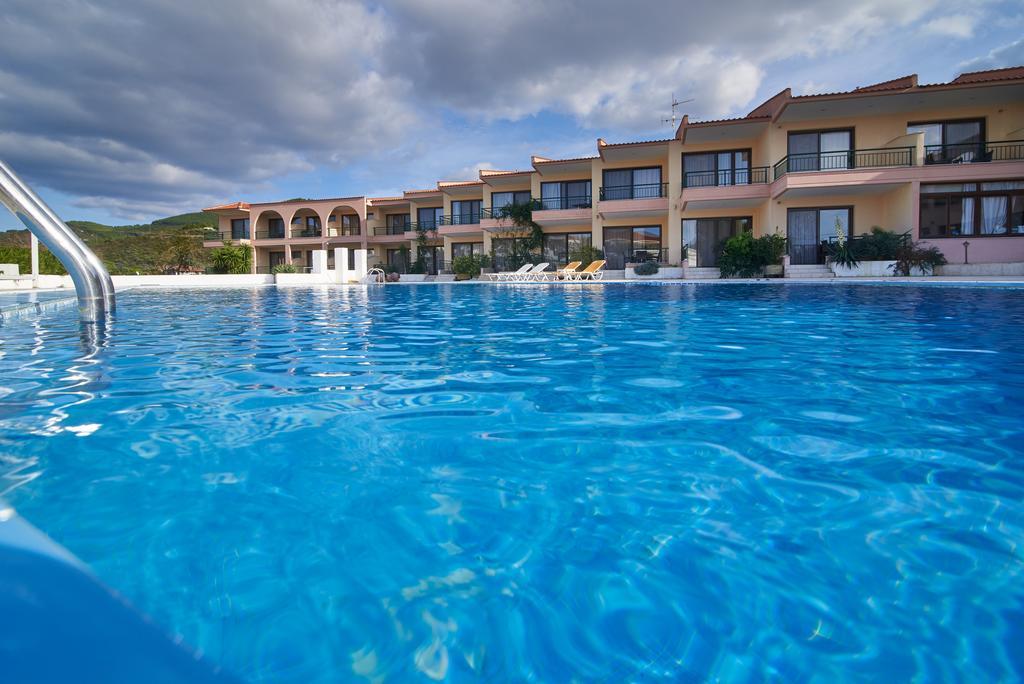 Toroni Blue Sea Hotel Экстерьер фото