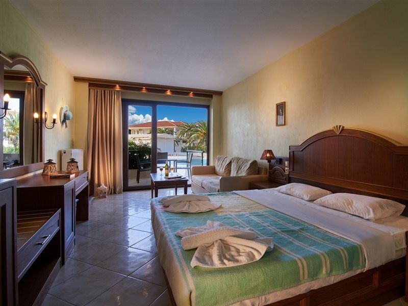 Toroni Blue Sea Hotel Экстерьер фото