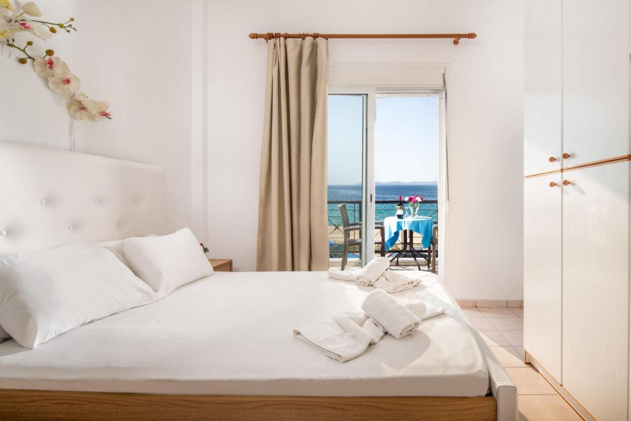 Toroni Blue Sea Hotel Экстерьер фото