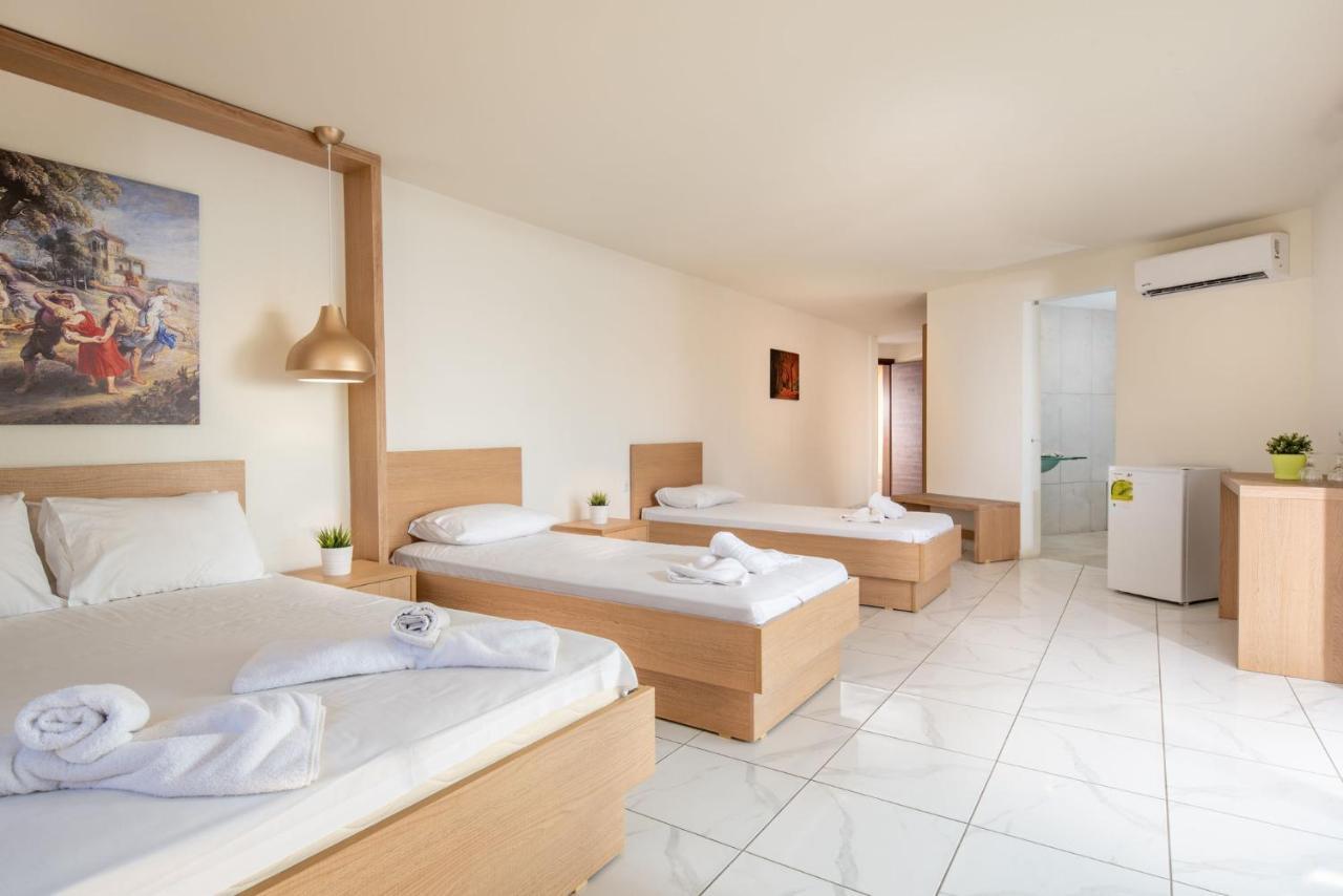 Toroni Blue Sea Hotel Экстерьер фото